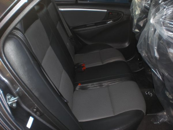 2011 TOYOTA VIOS 1.5 照片9