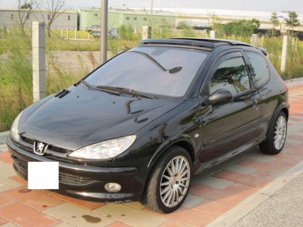 2002年 PEUGEOT 206 3門 照片1