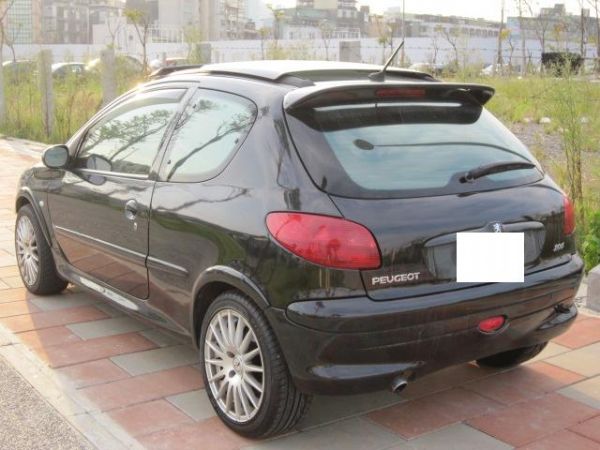 2002年 PEUGEOT 206 3門 照片2