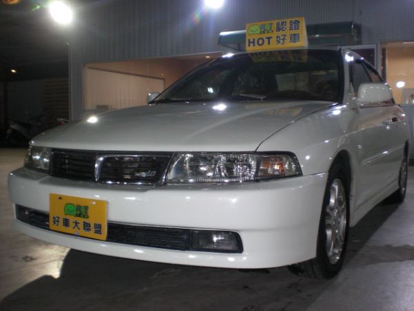 2002三菱VIRAGE IO 1.8白 照片1