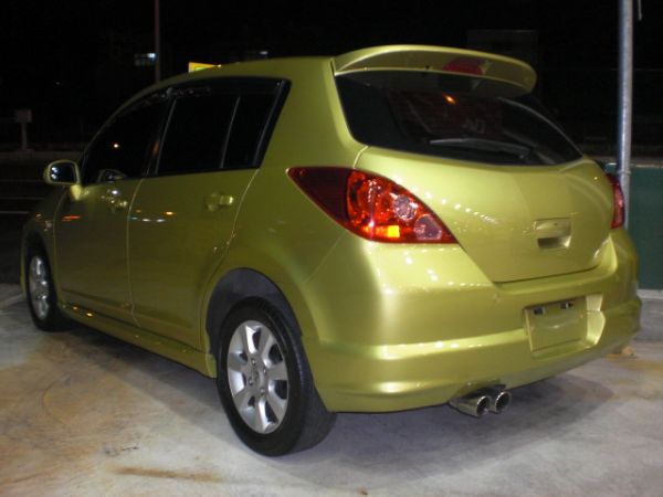 日產 TIIDA 1.8 芥苿黃 照片6