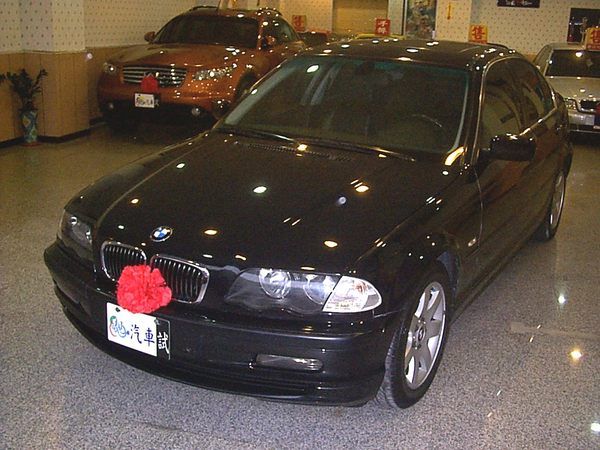 01年 BMW/寶馬 318iZA 照片1