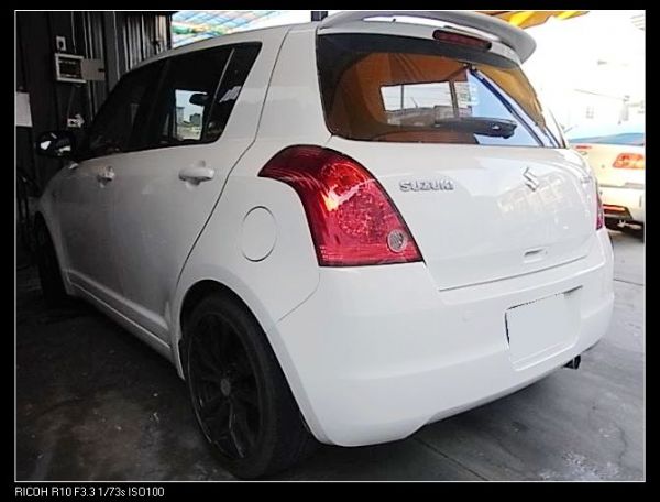 08 SUZUKI SWIFT 白1.5 照片8