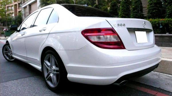 真晟車業 Benz C300  照片6