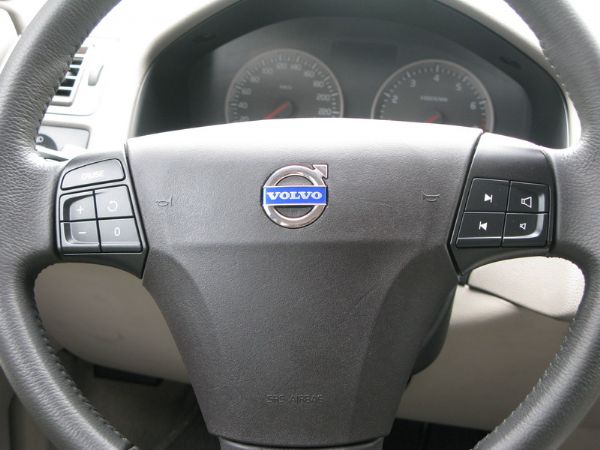 運通汽車-2005年-VOLVO-S40 照片6