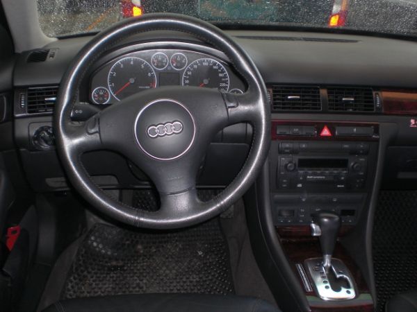2003 Audi奧迪A6 2.4藍 照片6