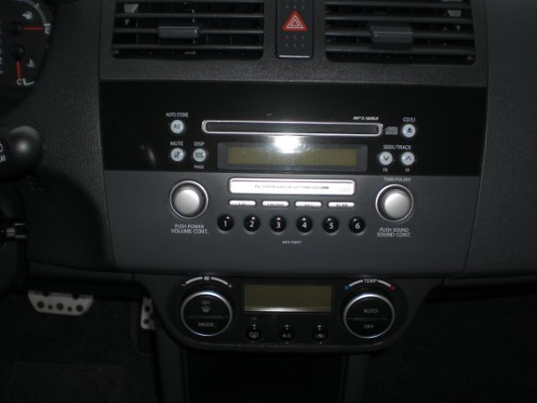 2008 鈴木 SWIFT 1.5 黑 照片8