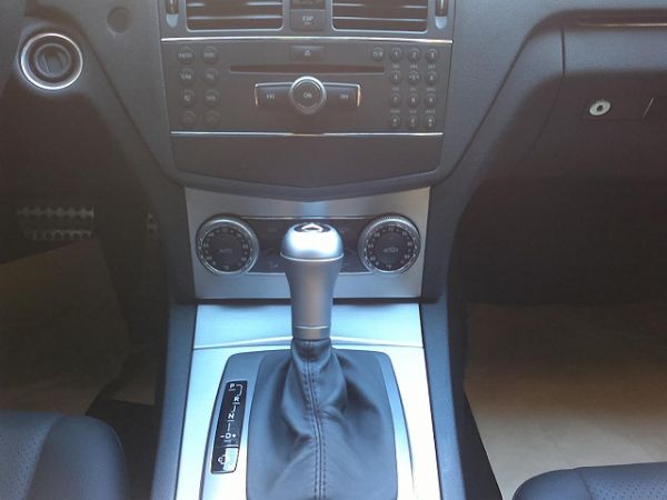 2009 BENZ C300 3.0 灰 照片6