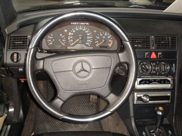 BENZ C230 照片9