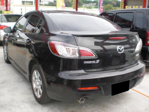 2011 MAZDA 馬3 2.0黑 照片10