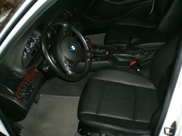 BMW 寶馬 318i 照片5