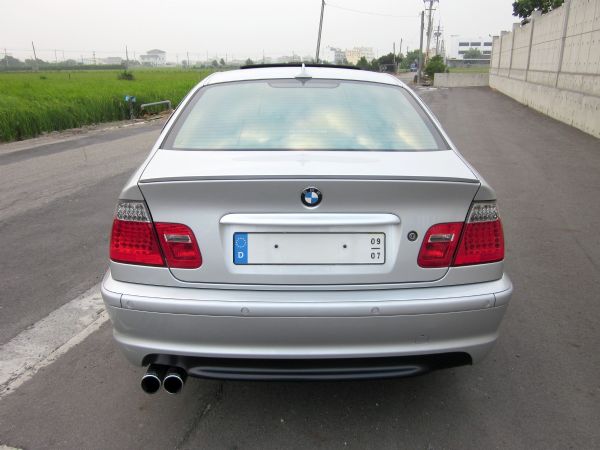 03年式 BMW 318 e46 2.0 照片7