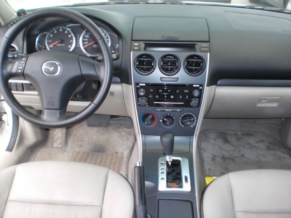 2007 MAZDA 馬6 2.0白 照片6