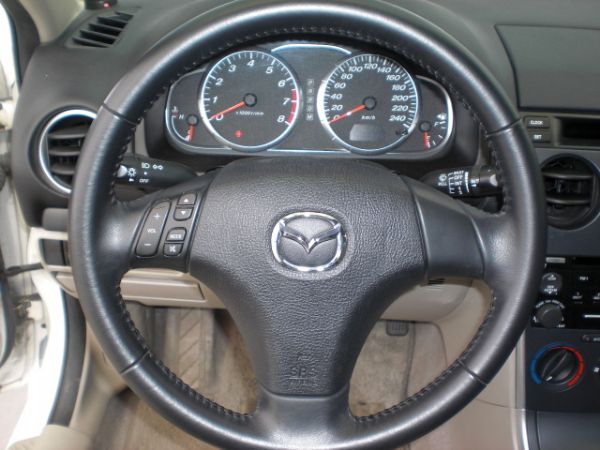 2007 MAZDA 馬6 2.0白 照片8