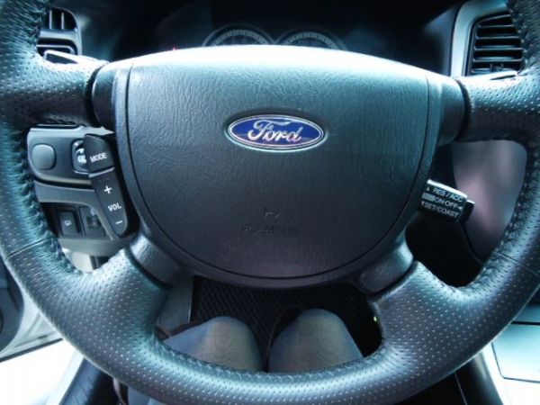 2011 Ford 福特 Escape  照片6