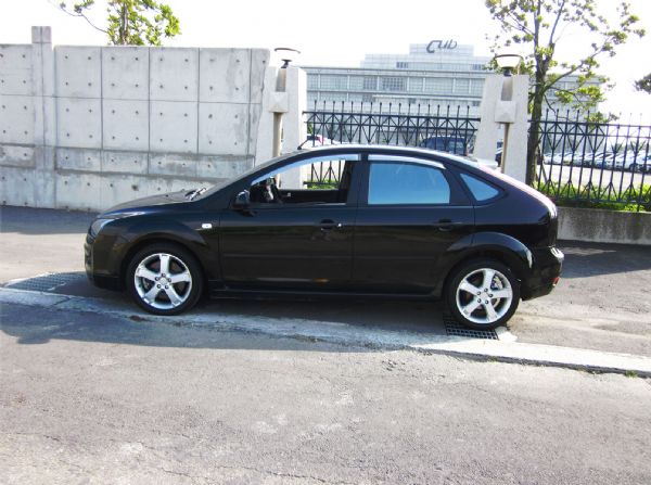 05年 FORD FOCUS 2.0 s 照片3