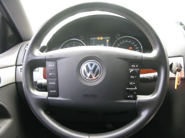 運通汽車-2005年-VW-拓瑞格 照片6