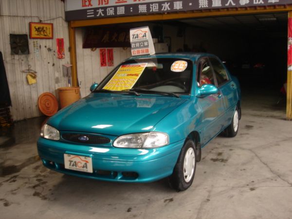 FORD FESTIVA 照片1