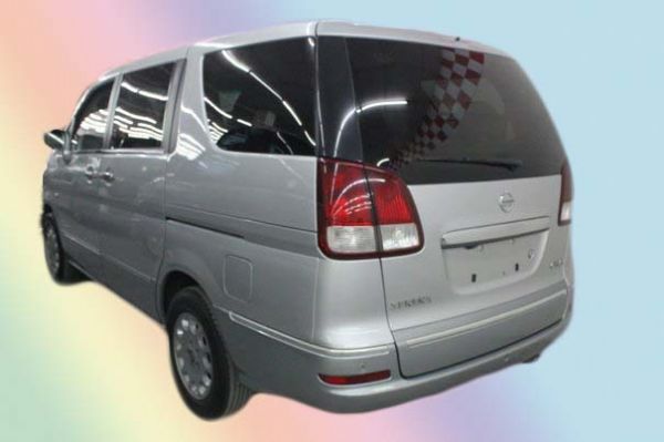 Nissan 日產 Serena QRV 照片3