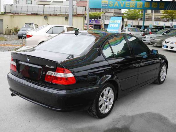 318I E46型 2002年2.0黑 照片2