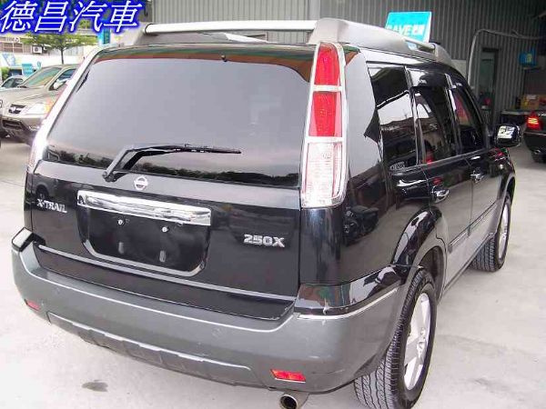 X-Trail X翠2003年2.5黑灰 照片2