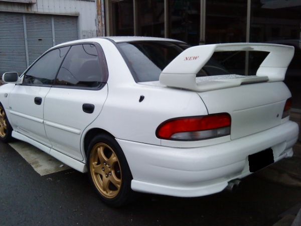 SUBARU IMPREZA 2.0 白 照片8