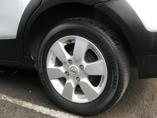 運通汽車-2010年-日產-Livina 照片6