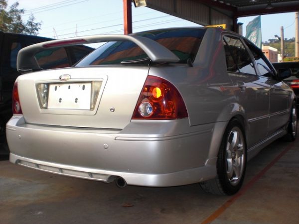 2004 福特 TIERRA RS 手排 照片9