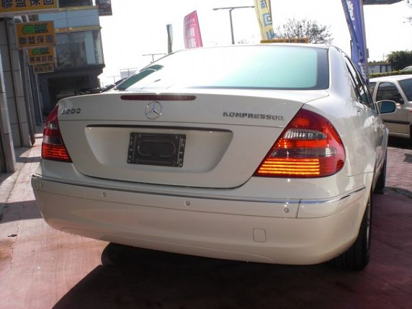 2005 BENZ E200K 1.8白 照片10