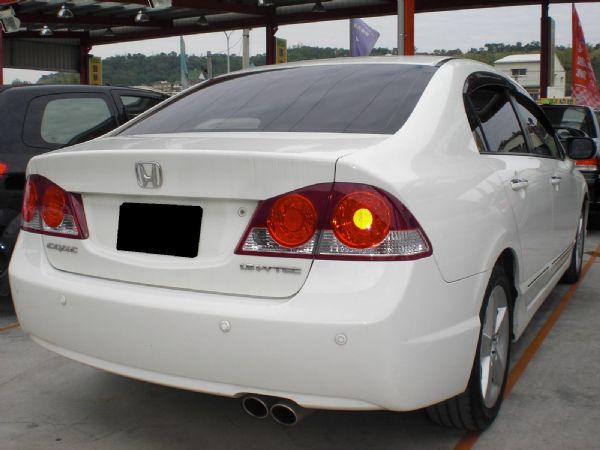 HONDA CIVIC K12 1.8白 照片7