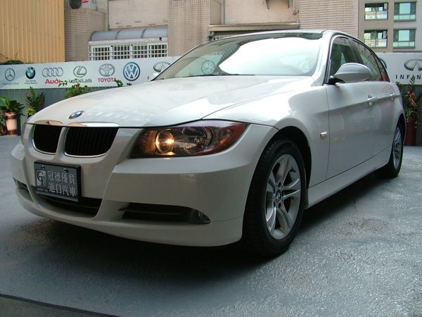2008 BMW 328i 照片1
