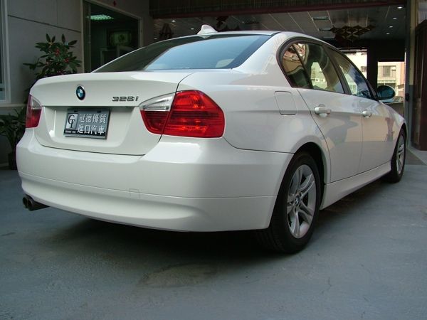 2008 BMW 328i 照片4