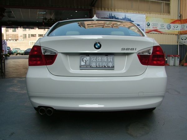 2008 BMW 328i 照片5