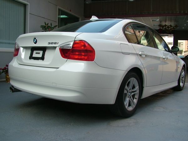 2008年 BMW 328i 照片4