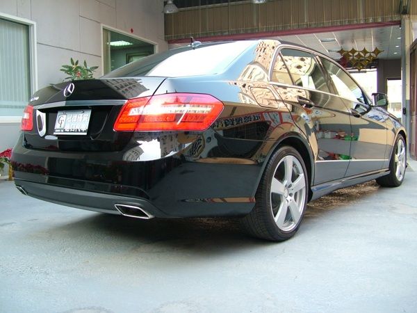 2010 BENZ E350 照片4