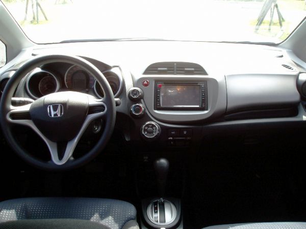 《永立汽車》10 HONDA FIT  照片8