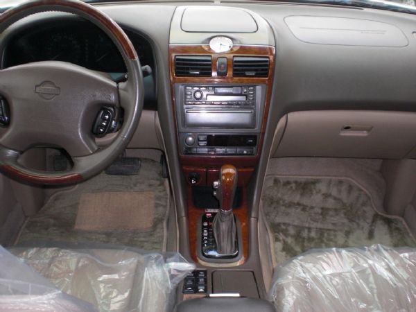 2002 日產 cefiro 3.0 白 照片7