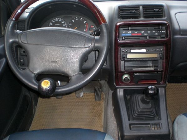 2001鈴木 吉星 手排 4WD 2.0 照片3