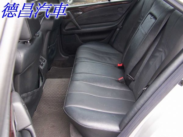 BENZ E280 99年 2.8銀 照片4