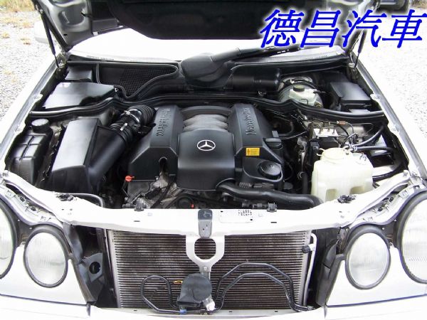 BENZ E280 99年 2.8銀 照片9