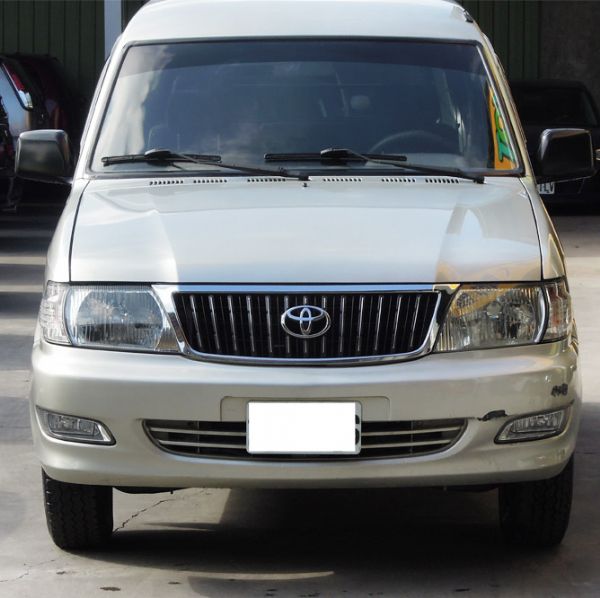 05年 TOYOTA 瑞獅 僑將汽車 照片2