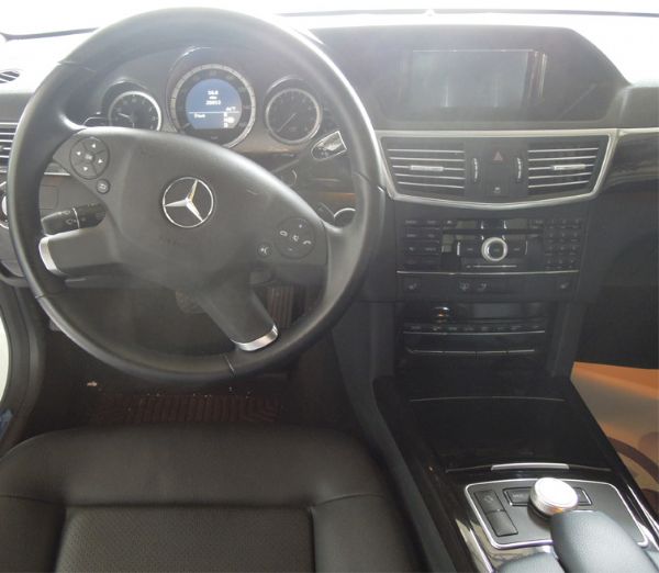 2009 BENZ E350　高鐵汽車 照片3