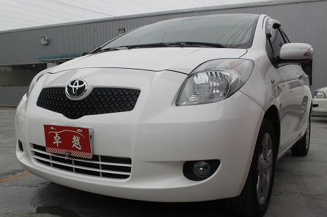 09~Toyota豐田 Yaris 照片1