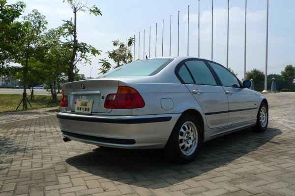 99 BMW 318 E46型 照片2