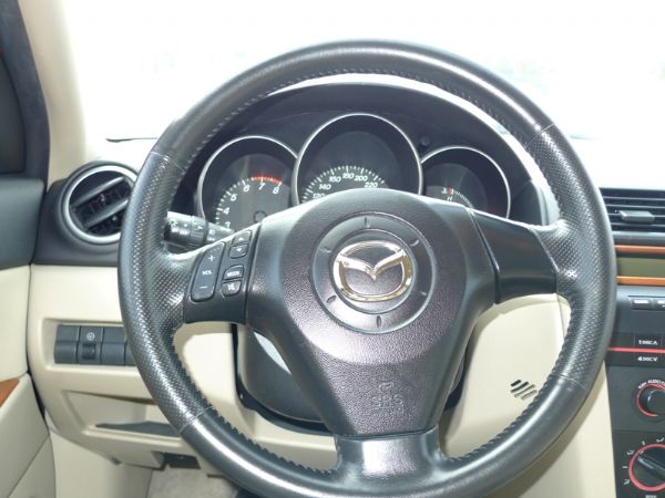 05 MAZDA 3 1.6 馬3 照片6