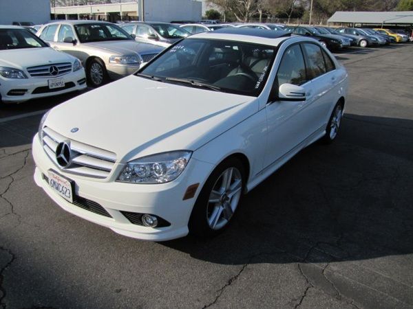 2010年 BENZ C300 照片1