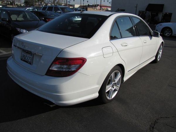 2010年 BENZ C300 照片5