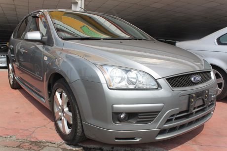 Ford 福特 Focus 1.8  照片1