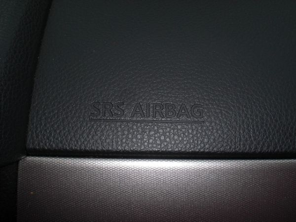 Nissan 日產 Tiida  照片8