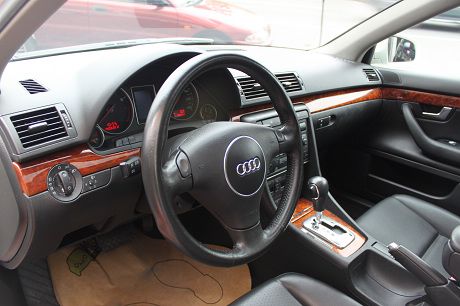 Audi 奧迪 A4 1.8T  照片2